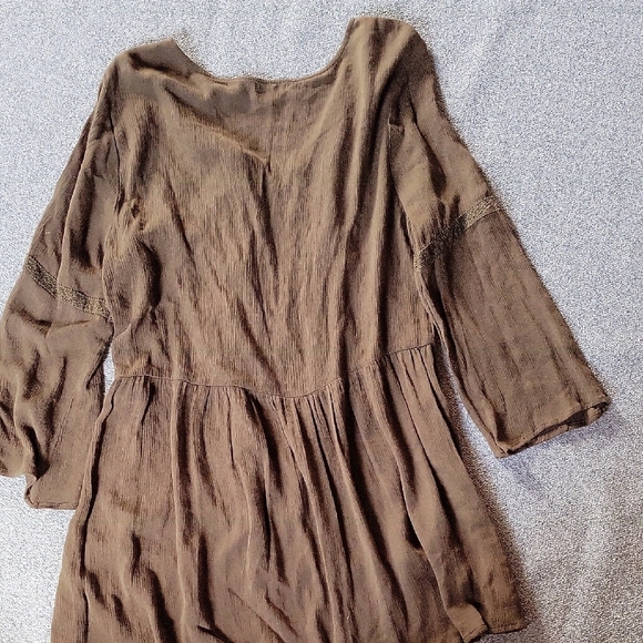 Eyeshadow Olive Green Color  Asymmetrical Blouse Long Sleeve Size M /100% Rayon - Picture 10 of 11